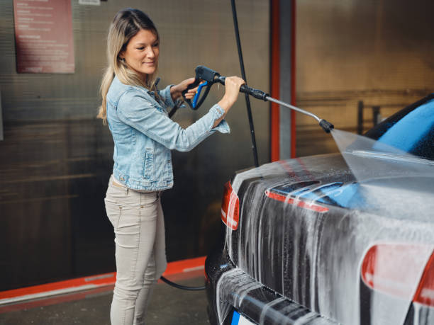 Best Commercial Pressure Washing  in Virginia, IL